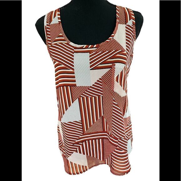 Mine semi sheer geometric pattern tank, size M - Picture 1 of 6